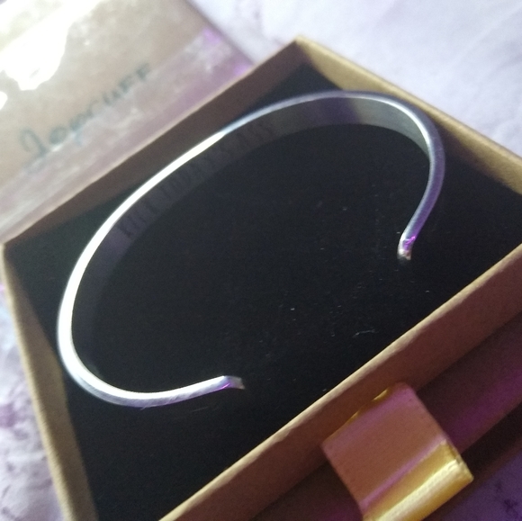 Joycuff "kick today's ass" Bracelet - Picture 4 of 5